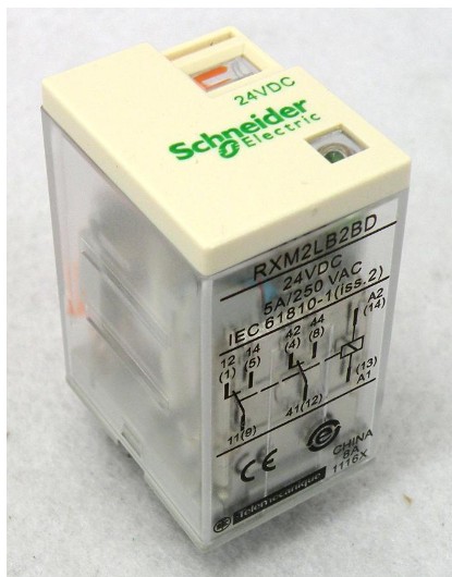 Schneider  RXM2...